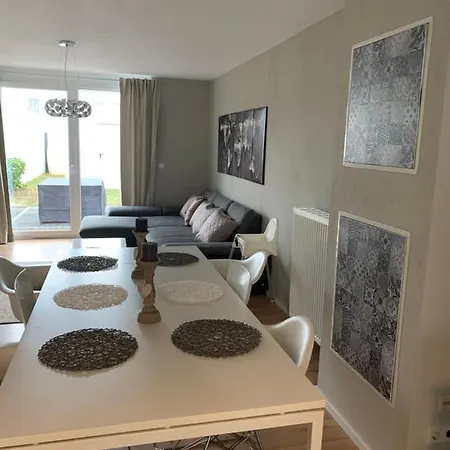 Casa vacanze Beautiful Near Airport 3 Kelsterbach