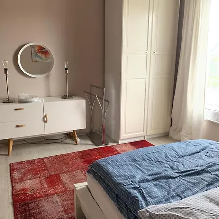 Casa vacanze Beautiful Near Airport 3 *